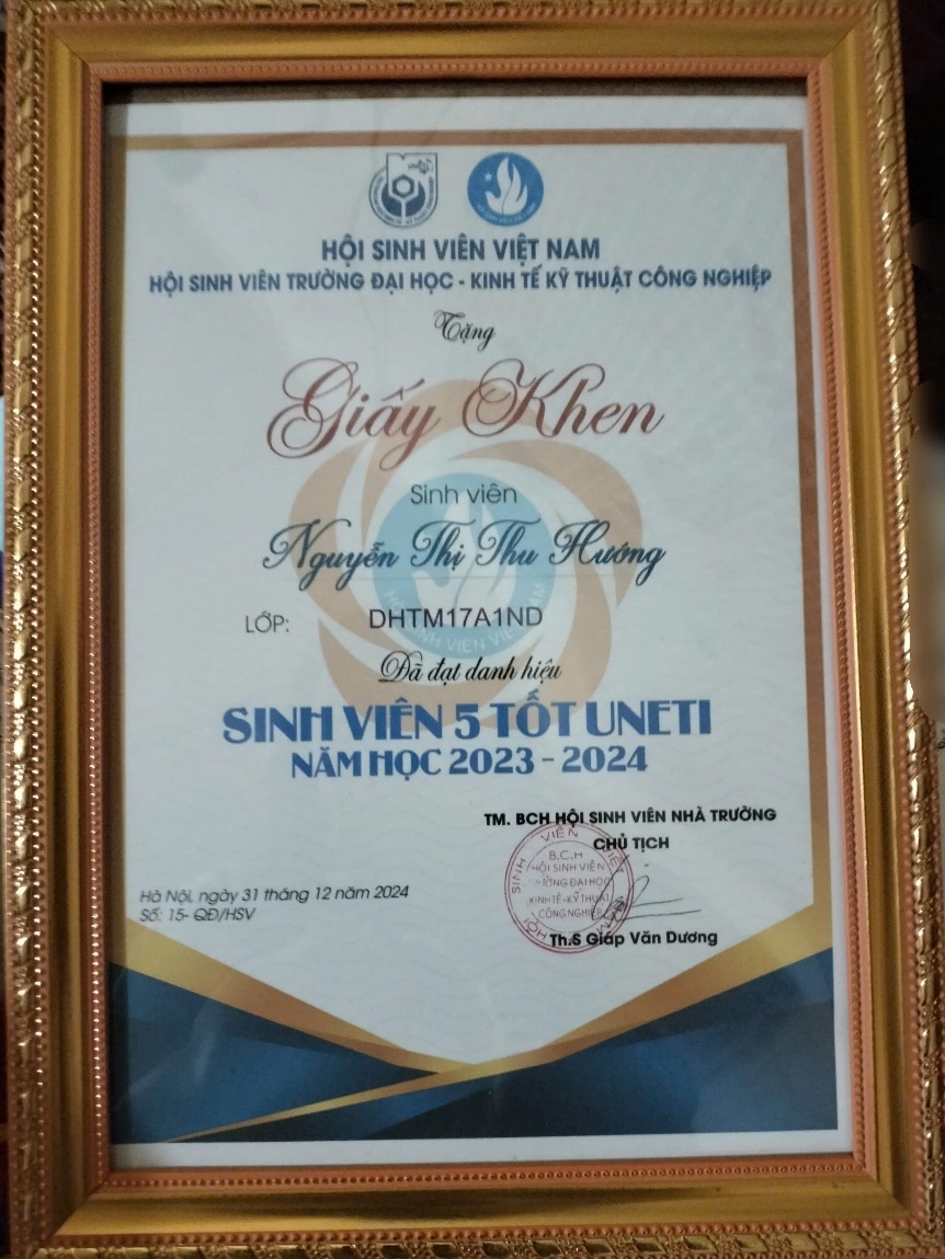 A certificate in a frame Description automatically generated
