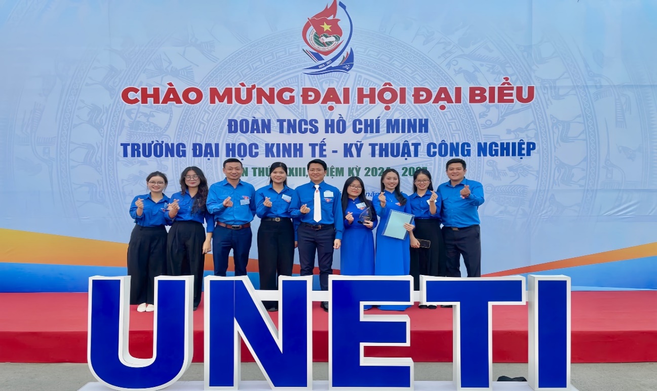 C:\Users\nguyencaocuong\Downloads\765b88dfc424767a2f35.jpg