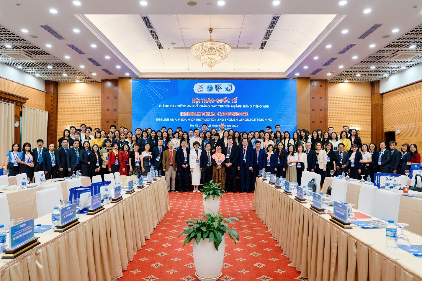 A group of people in a room AI-generated content may be incorrect.