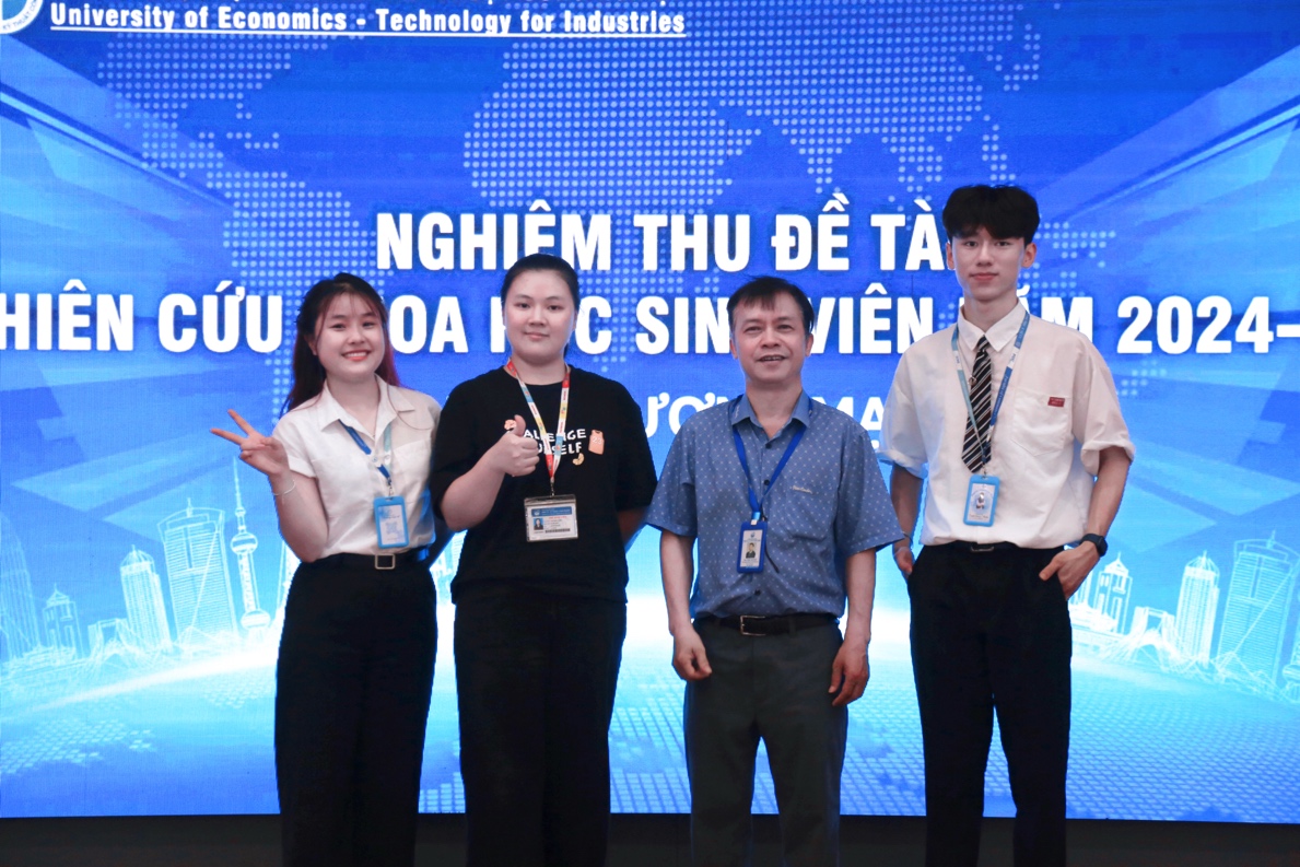 A group of people standing in front of a screen AI-generated content may be incorrect.