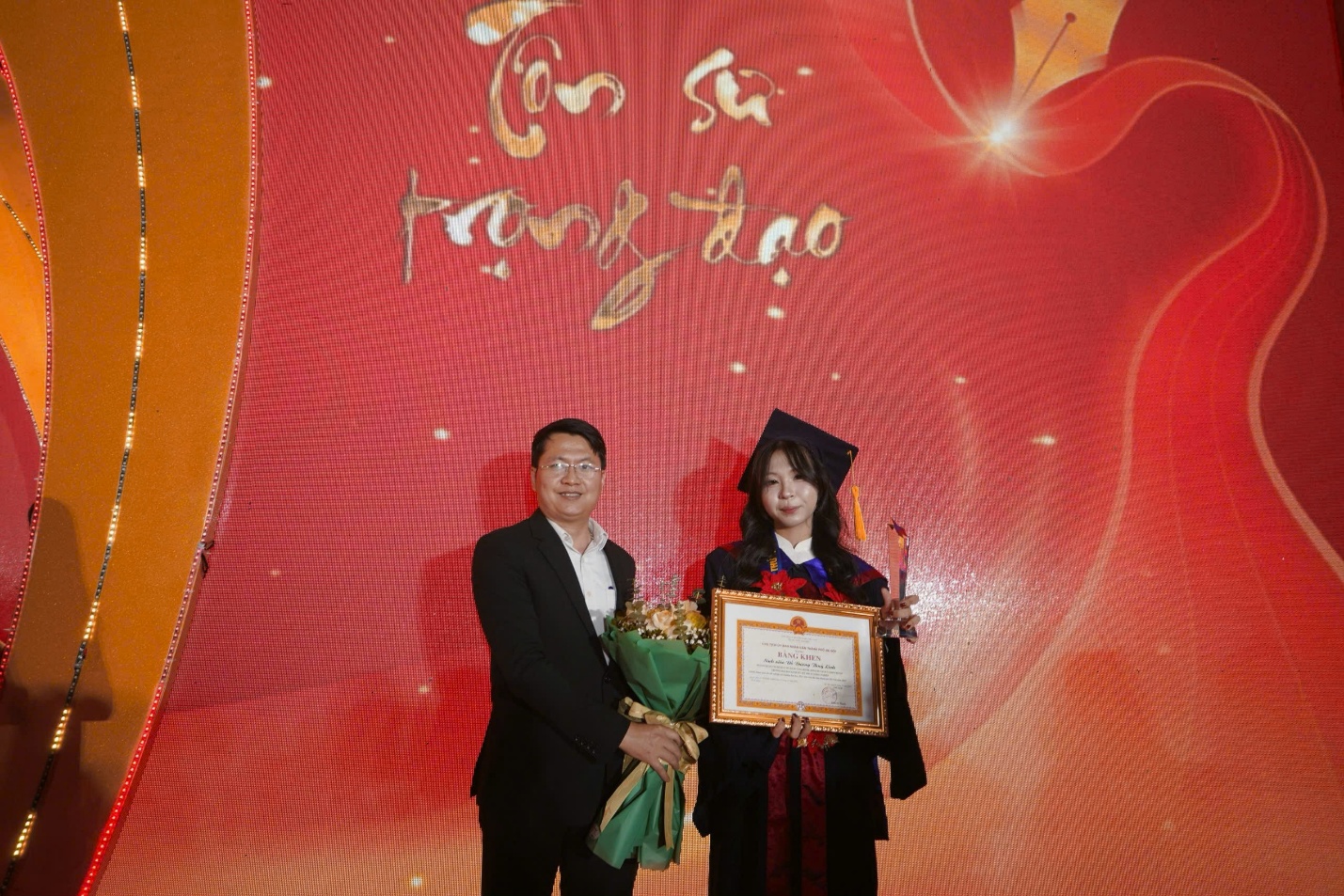 C:\Users\DELL\Desktop\Thủ khoa 2025\5.jpg