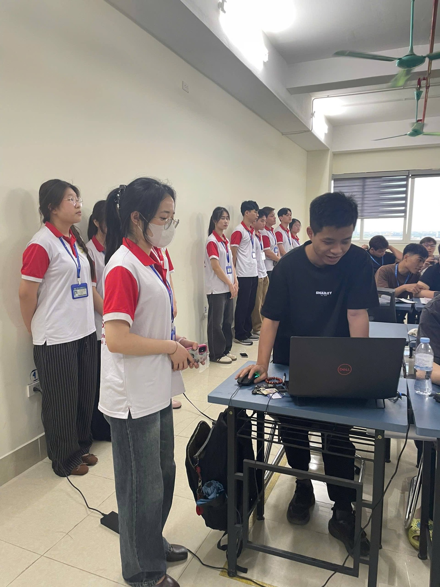 Có thể là hình ảnh về học tập và văn bản