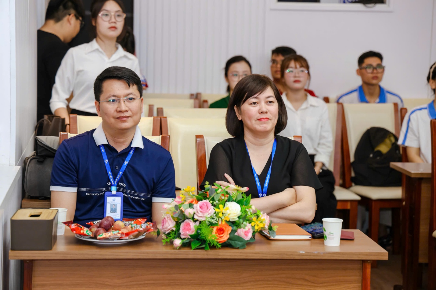 C:\Users\7390\Desktop\Hoa\2025-2026\Truyền thông 25-26\Hoạt động đào tạo SV\Hội thi Nghiệp vụ nhà hàng lần 1 2026\Khách 3.jpg