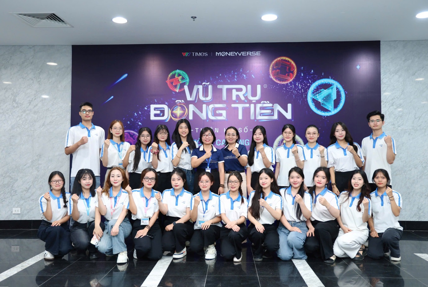 F:\65 năm thành lập trường\Pictures\Hà Vy\z8026700347107_14f1dca4190bb102eac504956855e648.jpg