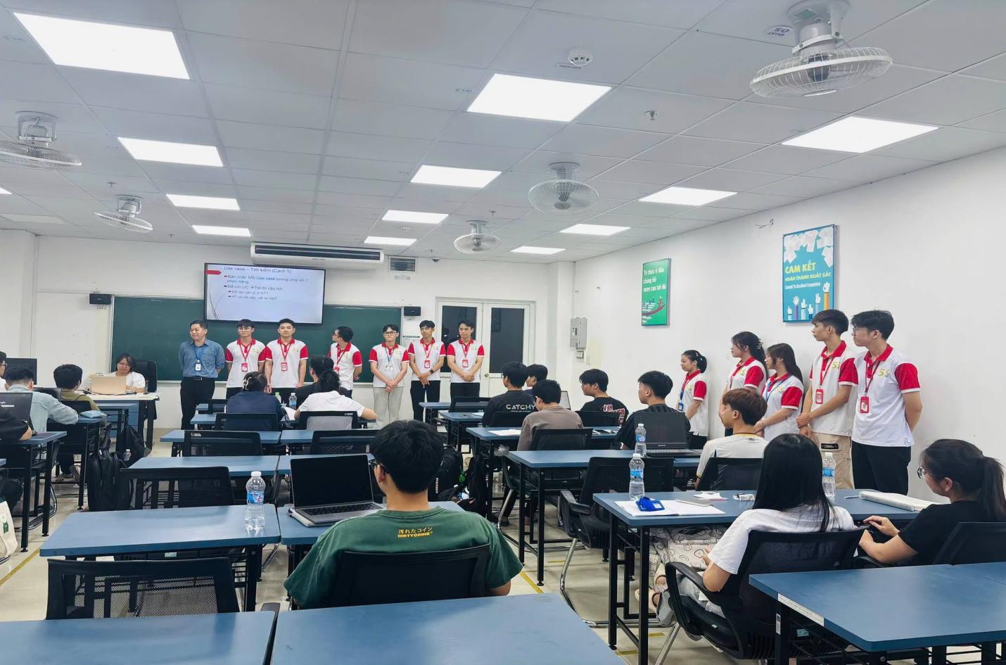 Có thể là hình ảnh về học tập và văn bản